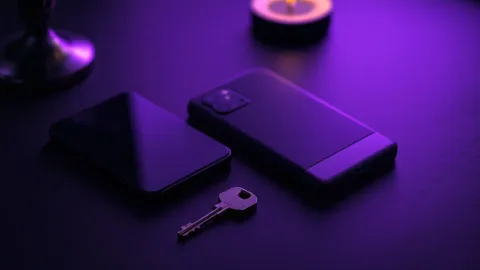 How to Back Up Encrypted Chats Without Exposing Their Contents — article illustration